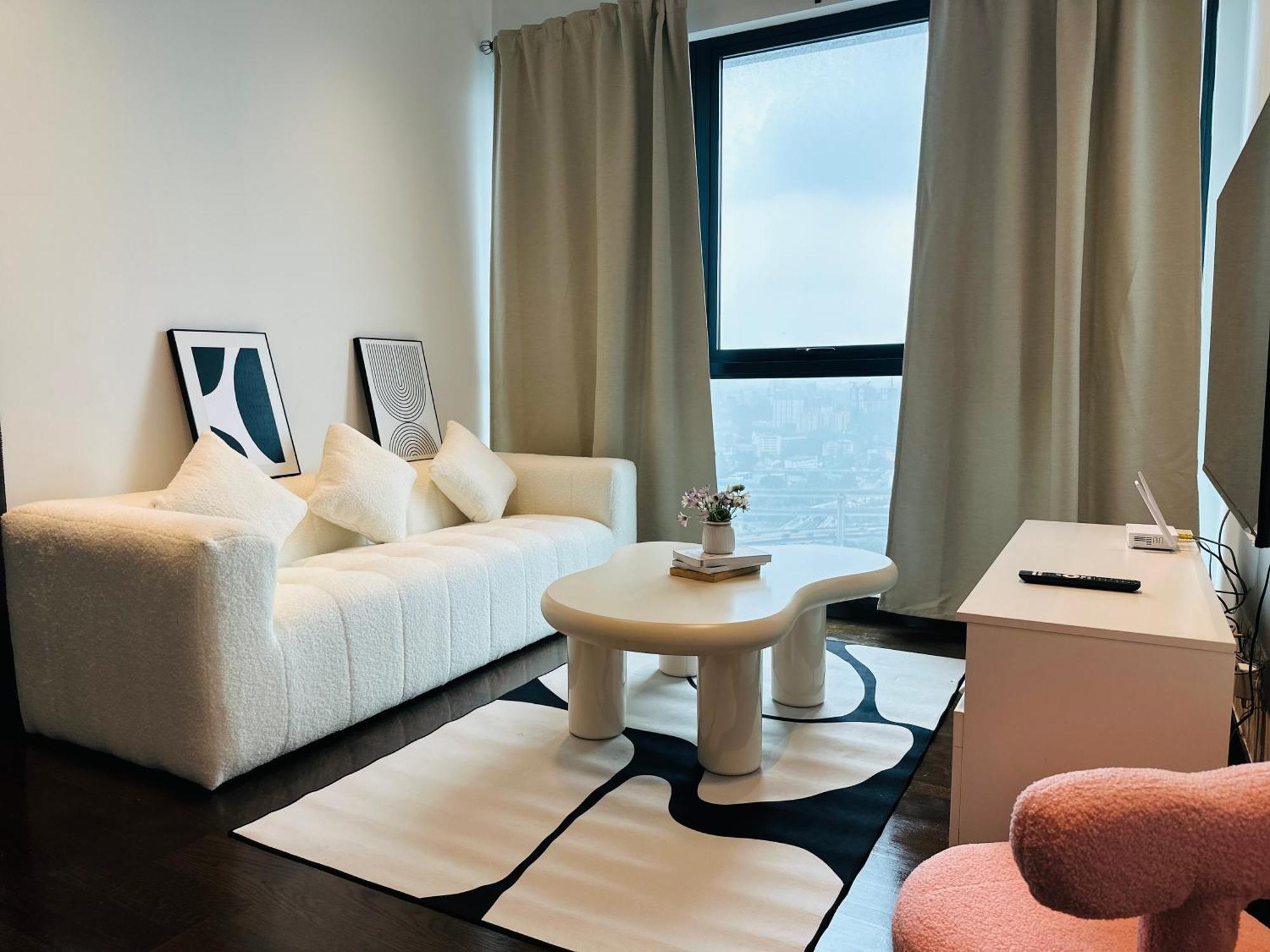 V Suites-27