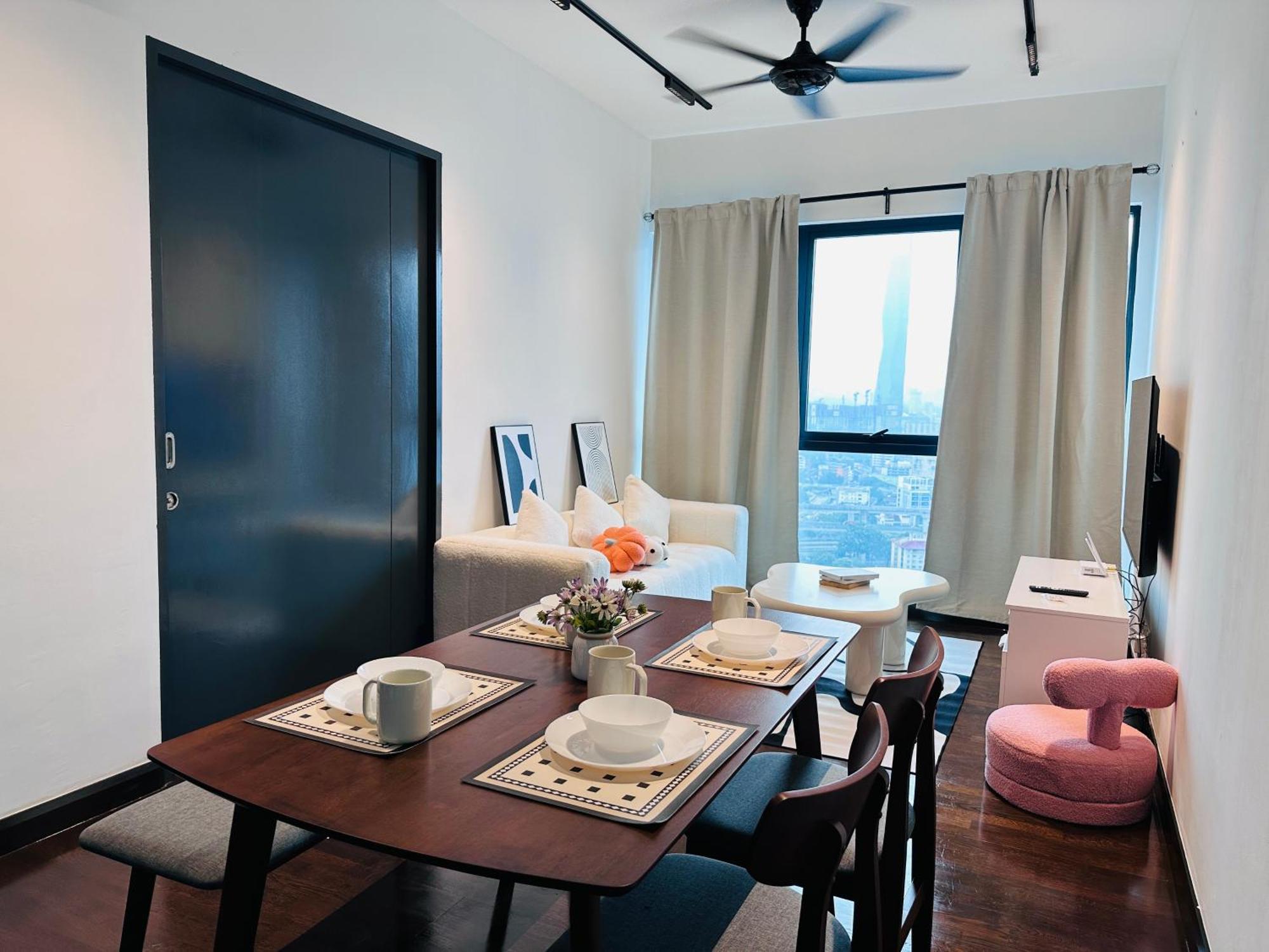 V Suites-27 Aparthotel